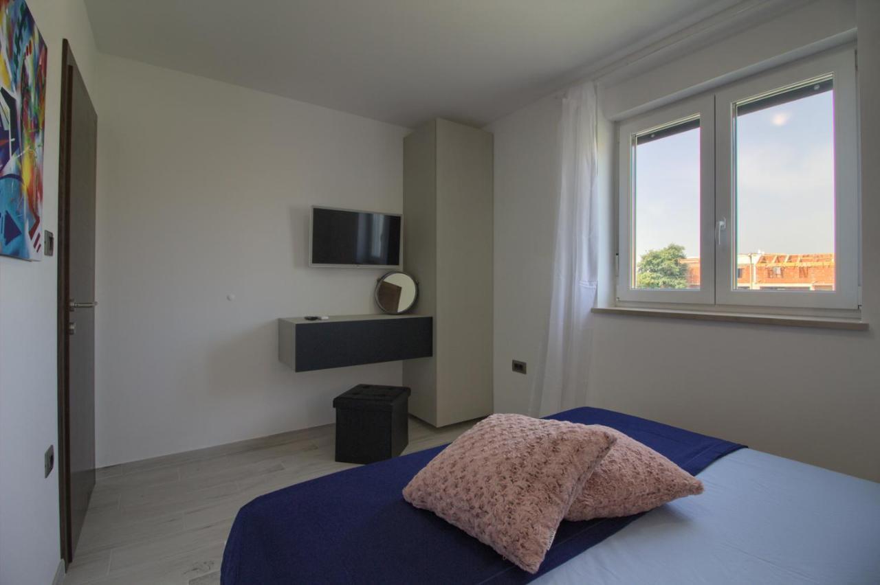 Modern Villa Nerina With Private Pool Near PUY 외부 사진
