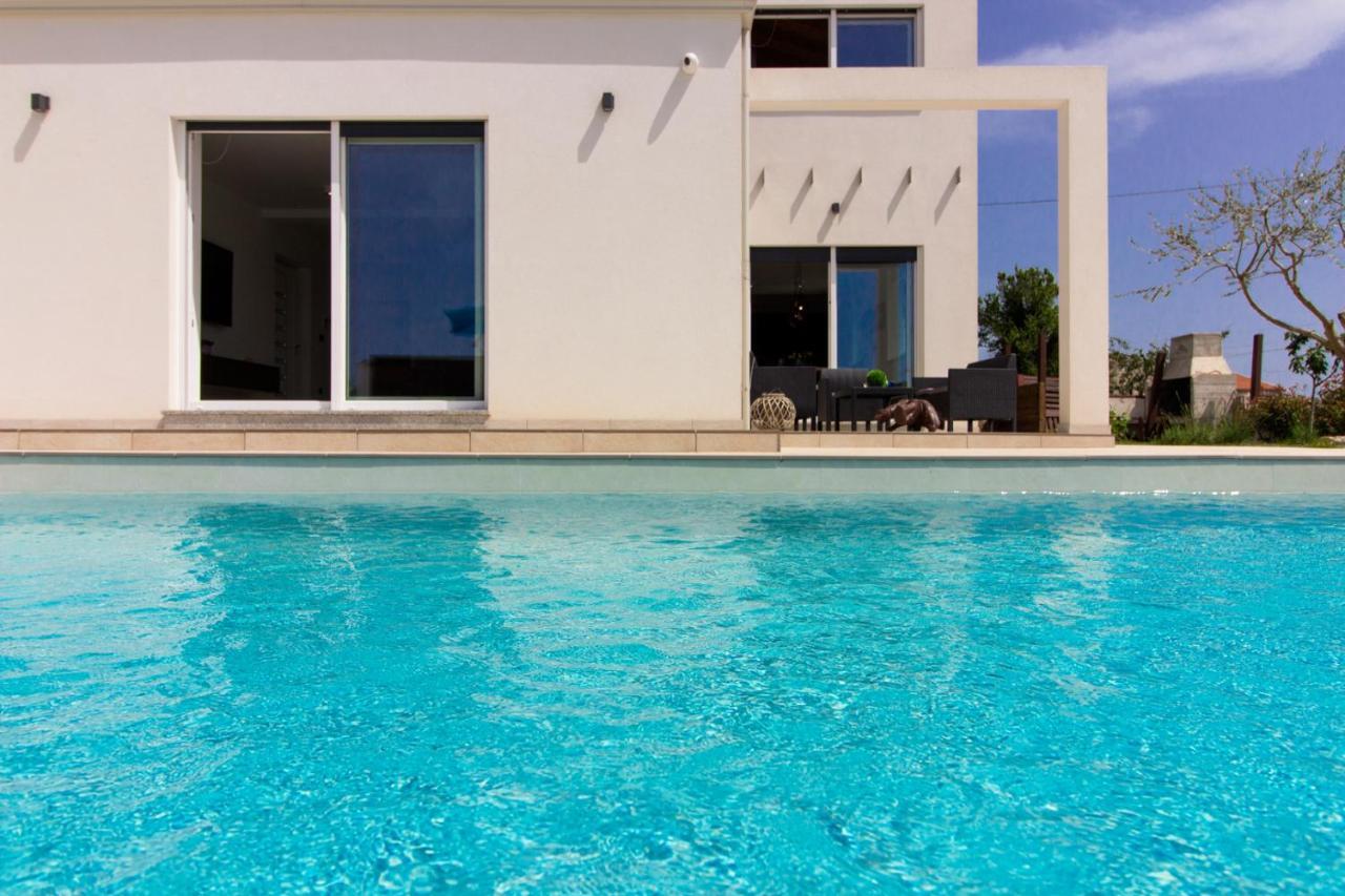 Modern Villa Nerina With Private Pool Near PUY 외부 사진